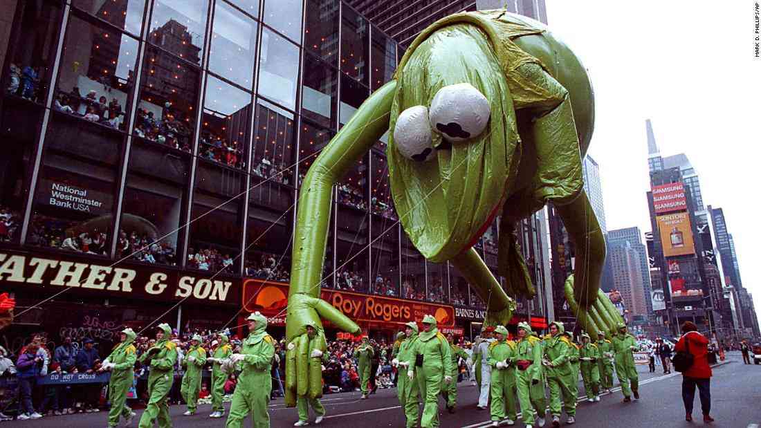 This is the stupidest thing that happened at the Macy’s Thanksgiving Day Parade