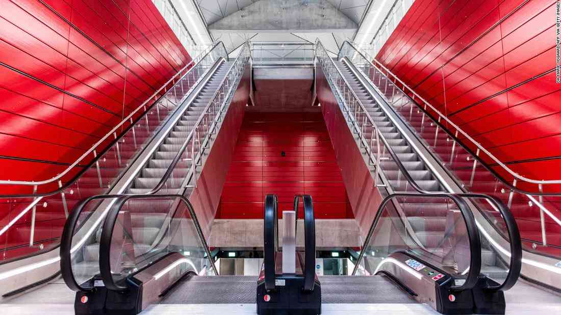 An impressive look at the new Copenhagen Metro, built on reclaimed land